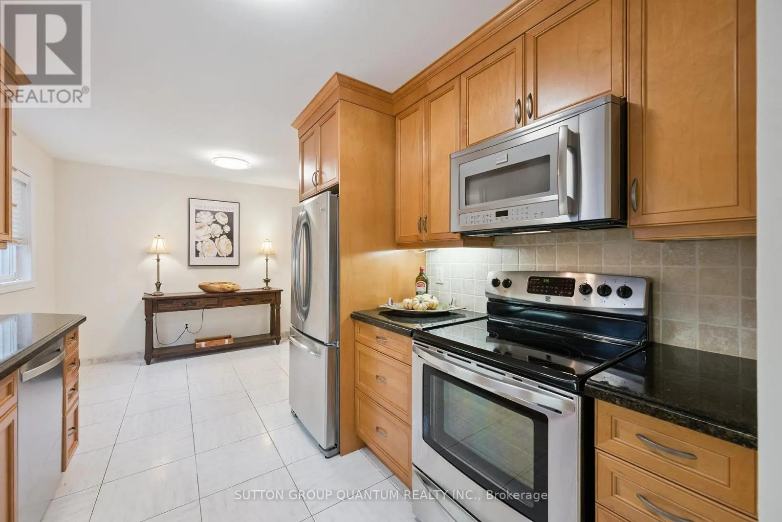 467 PETAWAWA CRESCENT