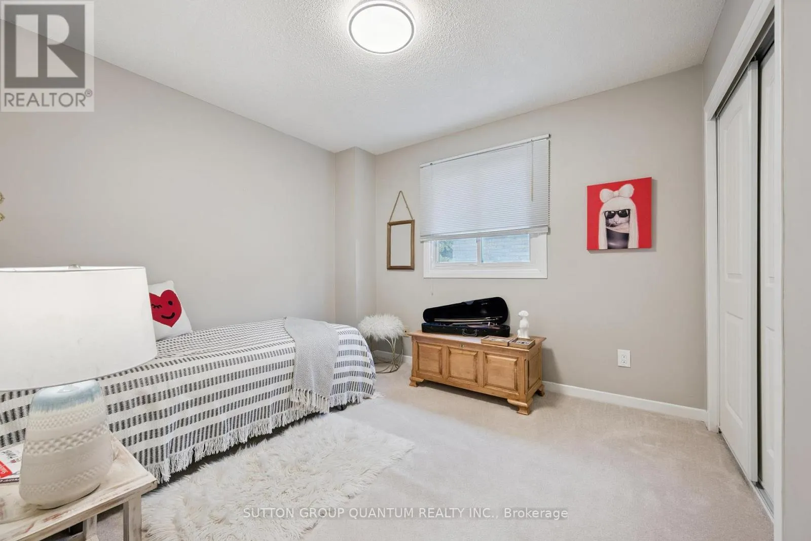 467 PETAWAWA CRESCENT