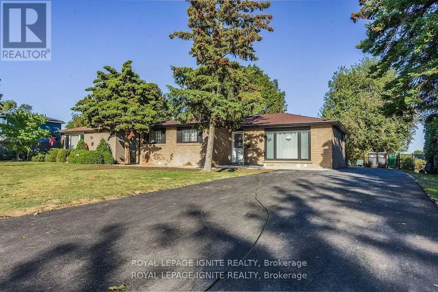 4 DRAYTON CRESCENT