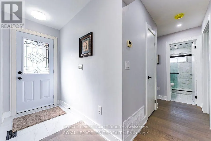 4 DRAYTON CRESCENT