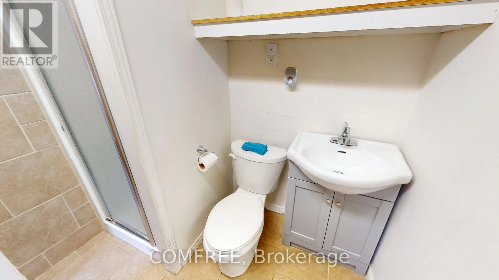 49 GOLDEN SPRINGS DRIVE