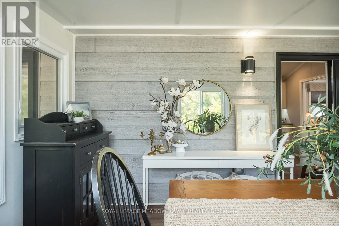 12 POPLAR - 4449 MILBUROUGH LINE