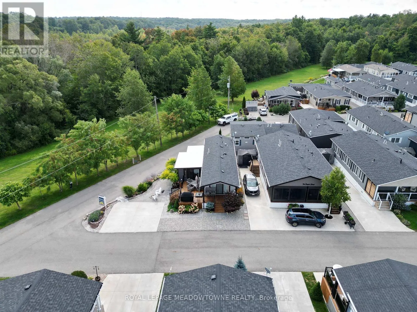 12 POPLAR - 4449 MILBUROUGH LINE