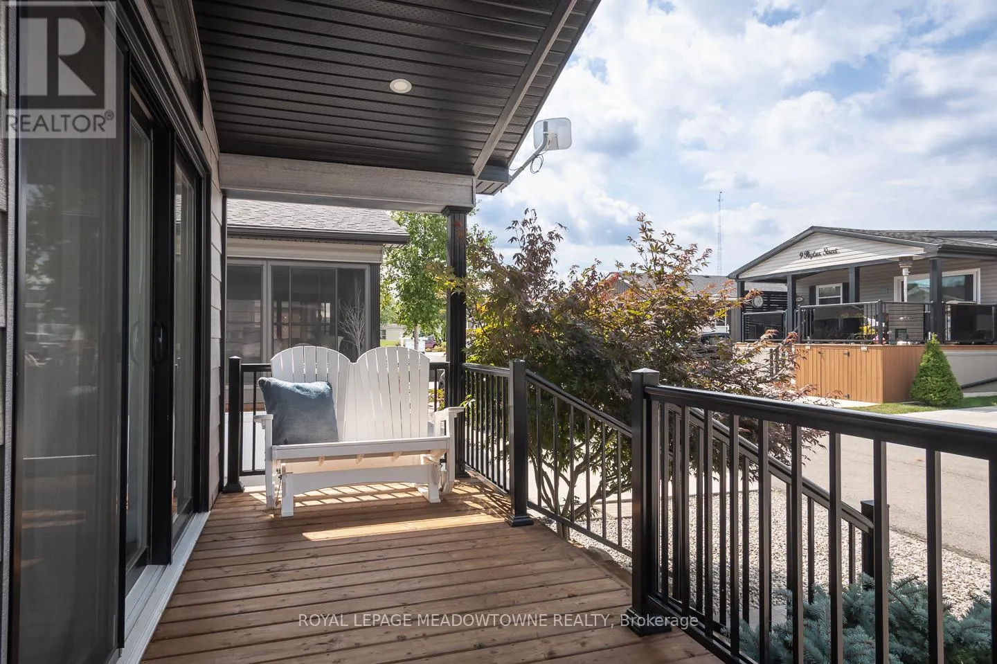 12 POPLAR - 4449 MILBUROUGH LINE