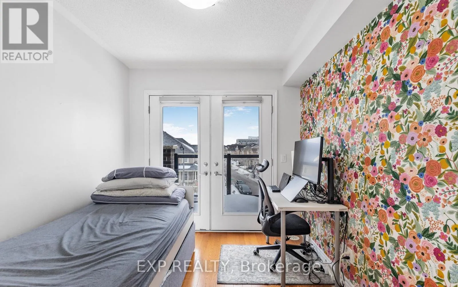 3048 POSTRIDGE DRIVE