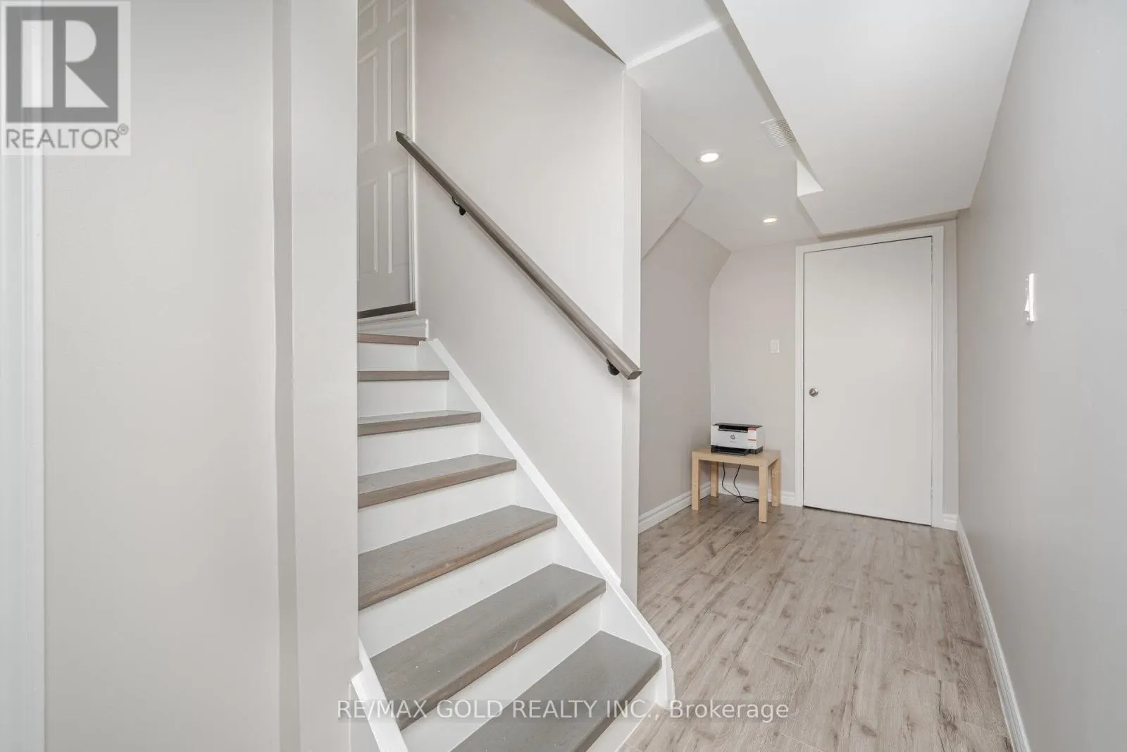 2496 APPALACHAIN DRIVE