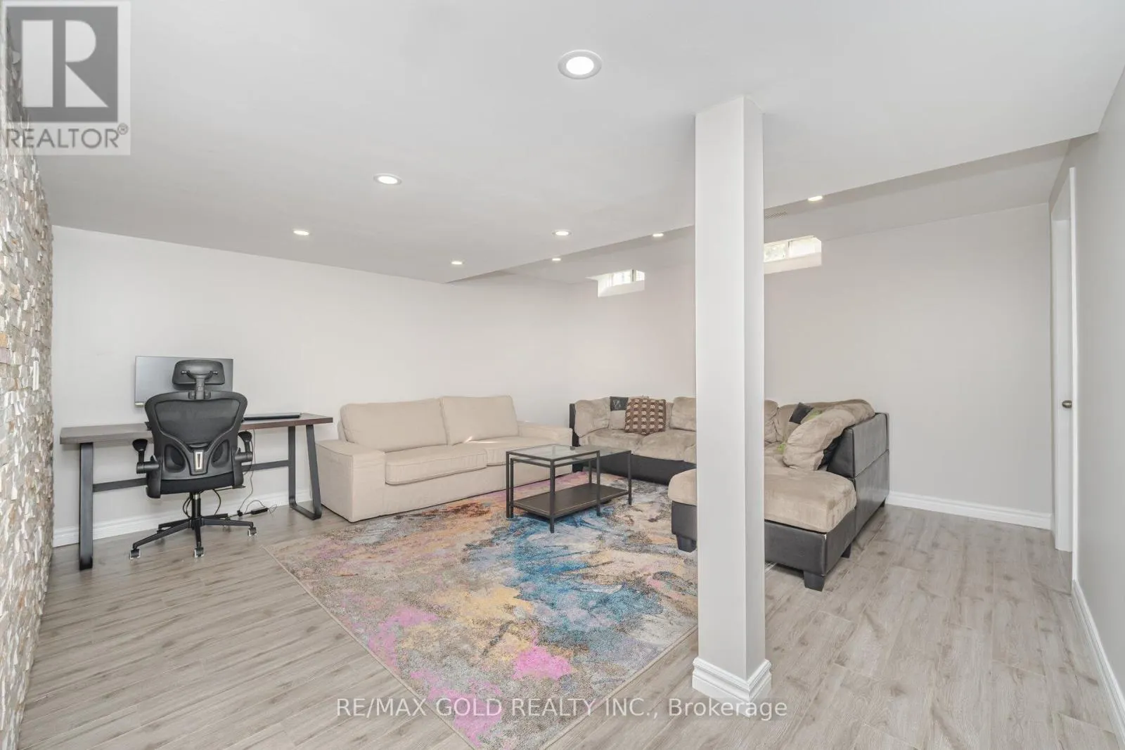 2496 APPALACHAIN DRIVE