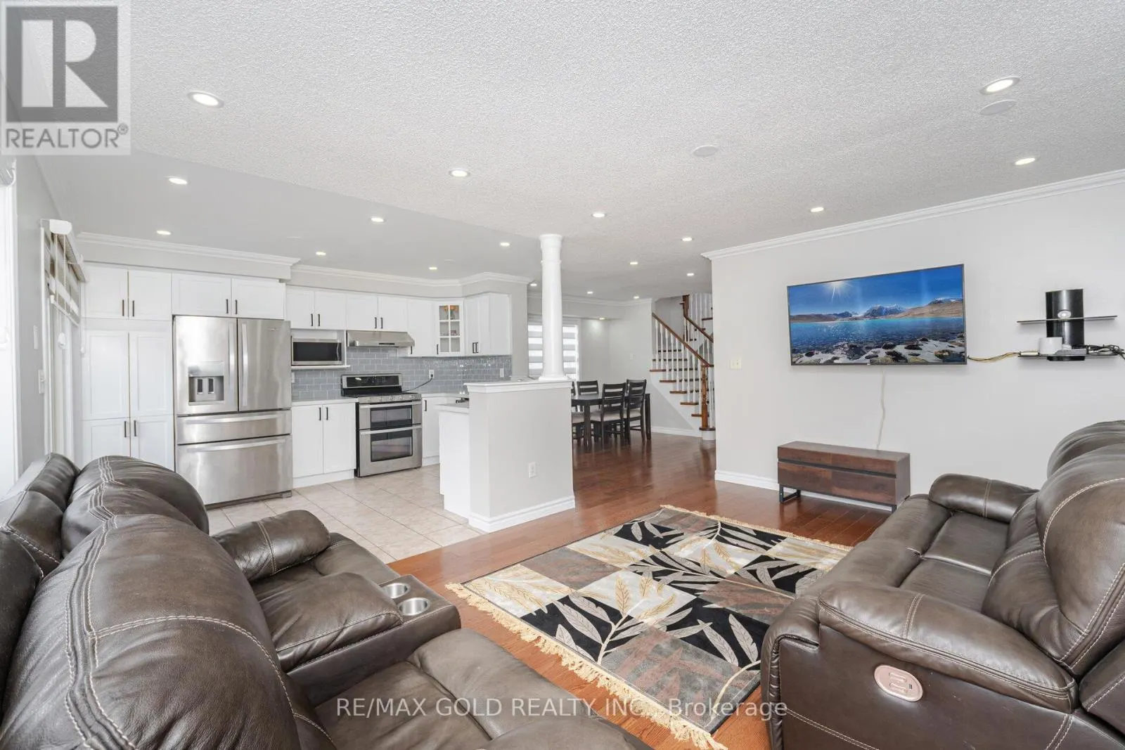 2496 APPALACHAIN DRIVE