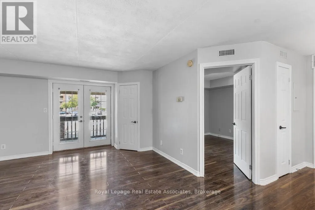 106 - 4013 KILMER AVENUE