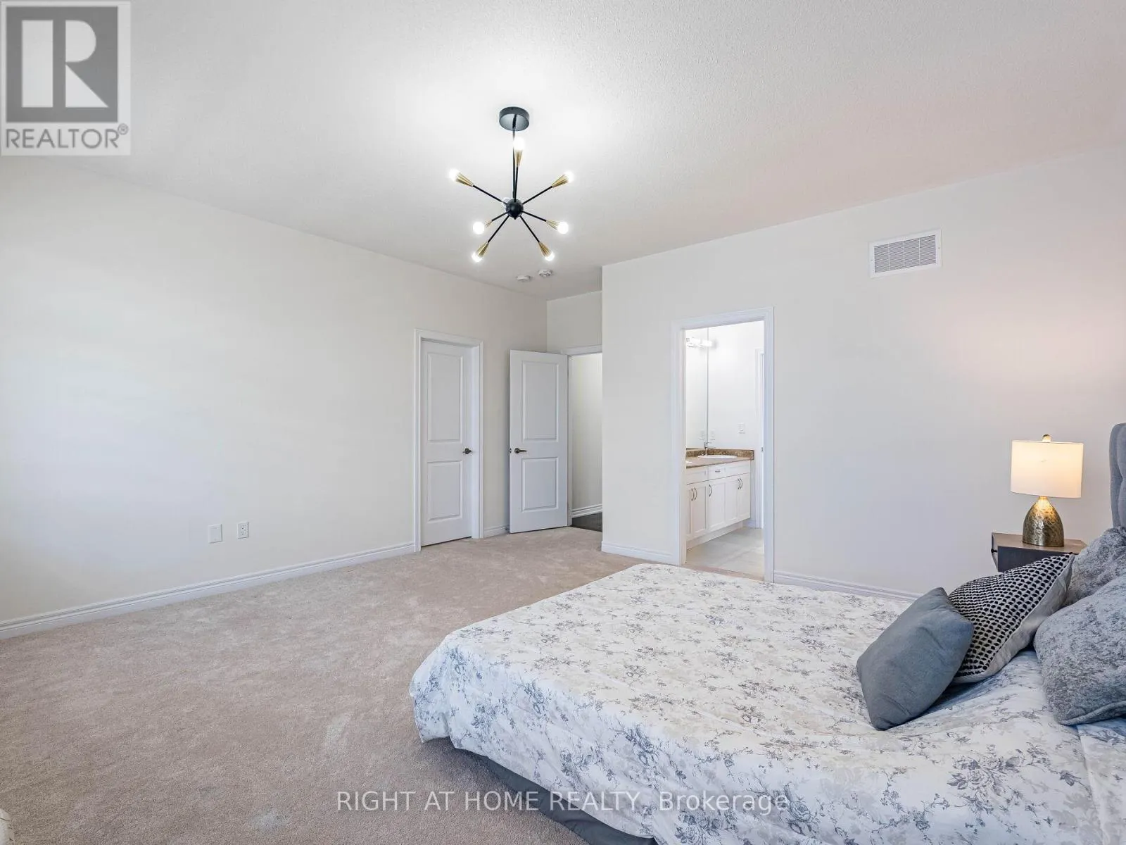 16 CHARING CROSS GATE