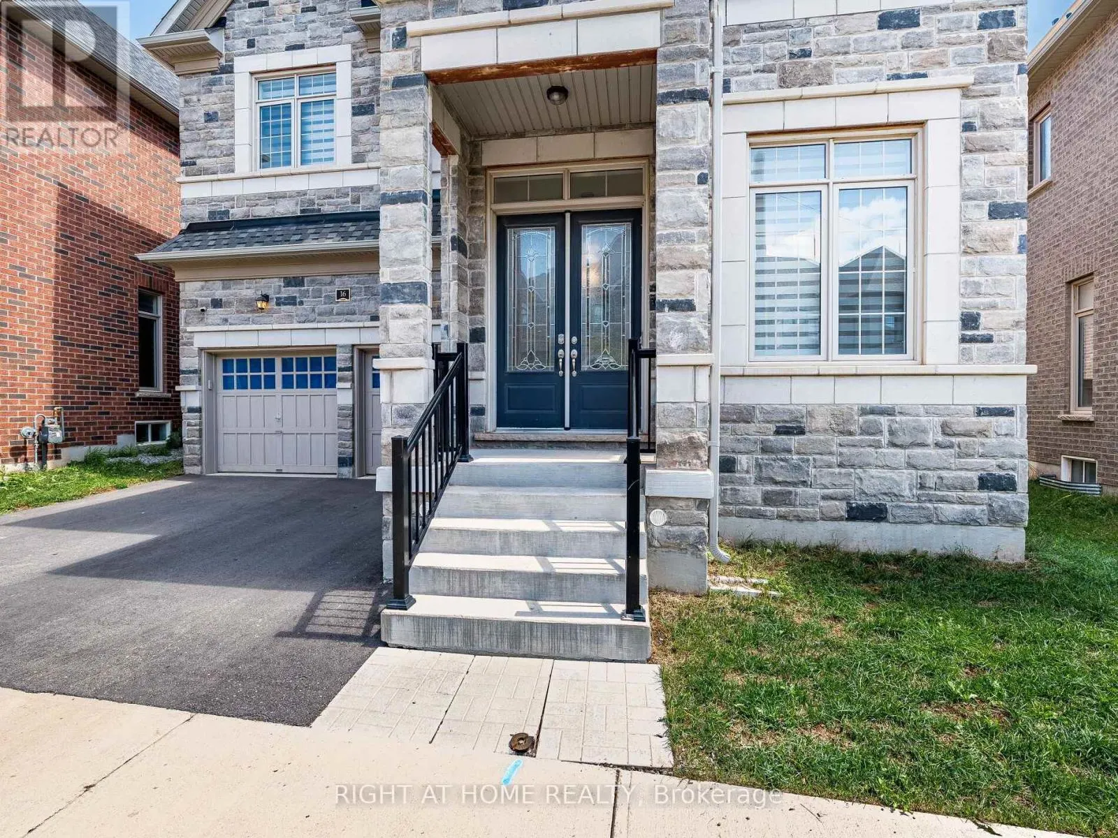 16 CHARING CROSS GATE