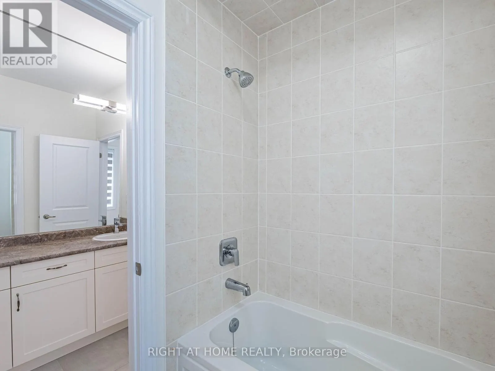 16 CHARING CROSS GATE