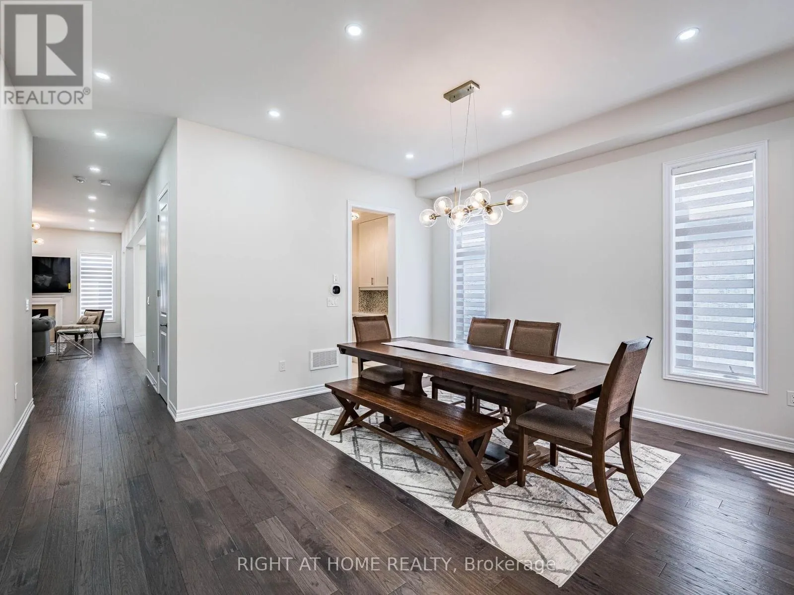 16 CHARING CROSS GATE