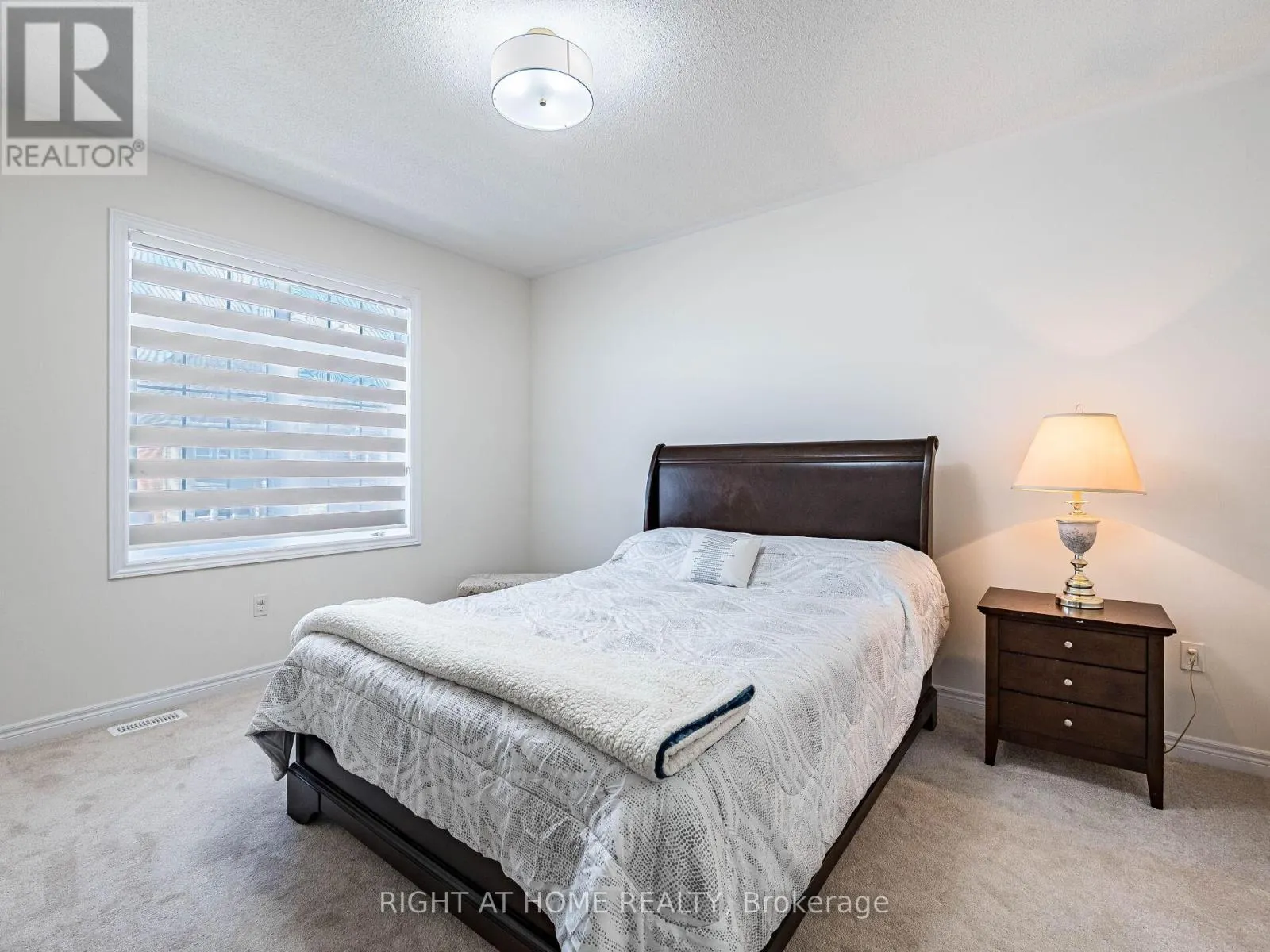 16 CHARING CROSS GATE