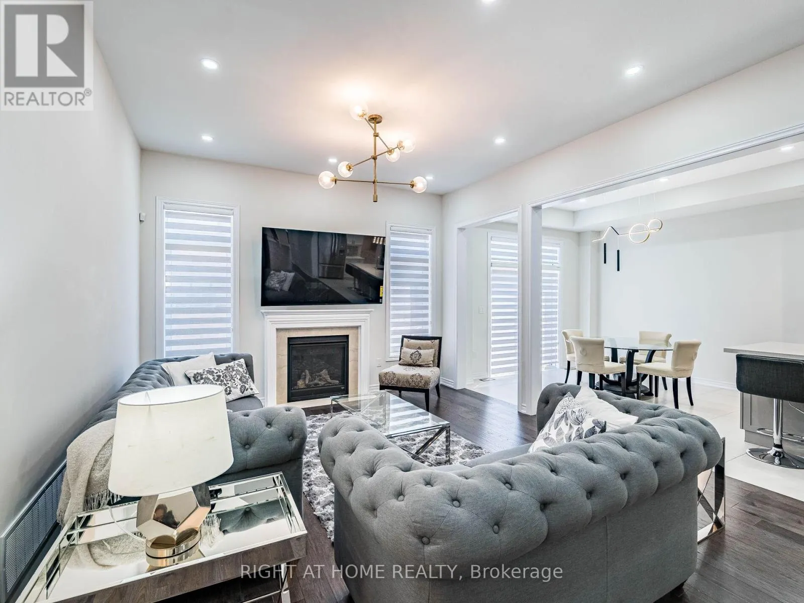 16 CHARING CROSS GATE