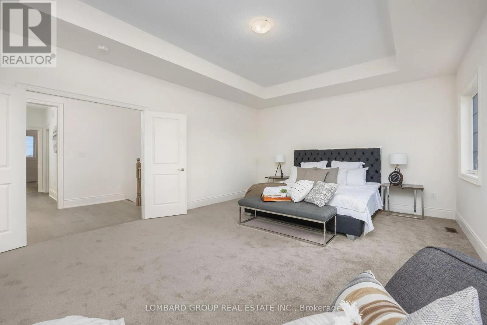 37 NORTH PARK BOULEVARD