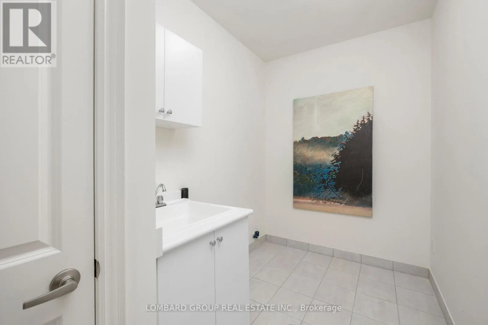 37 NORTH PARK BOULEVARD