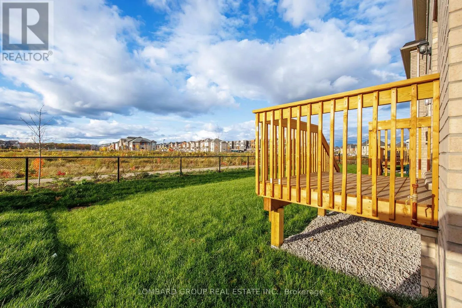 37 NORTH PARK BOULEVARD