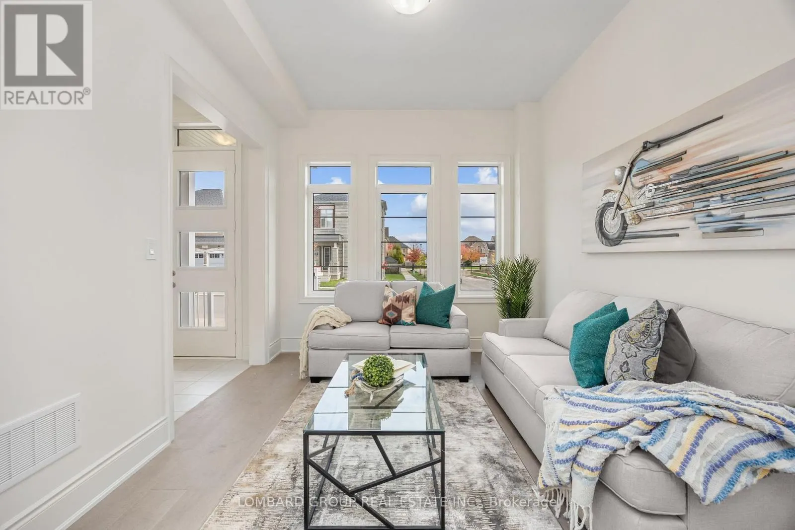 37 NORTH PARK BOULEVARD