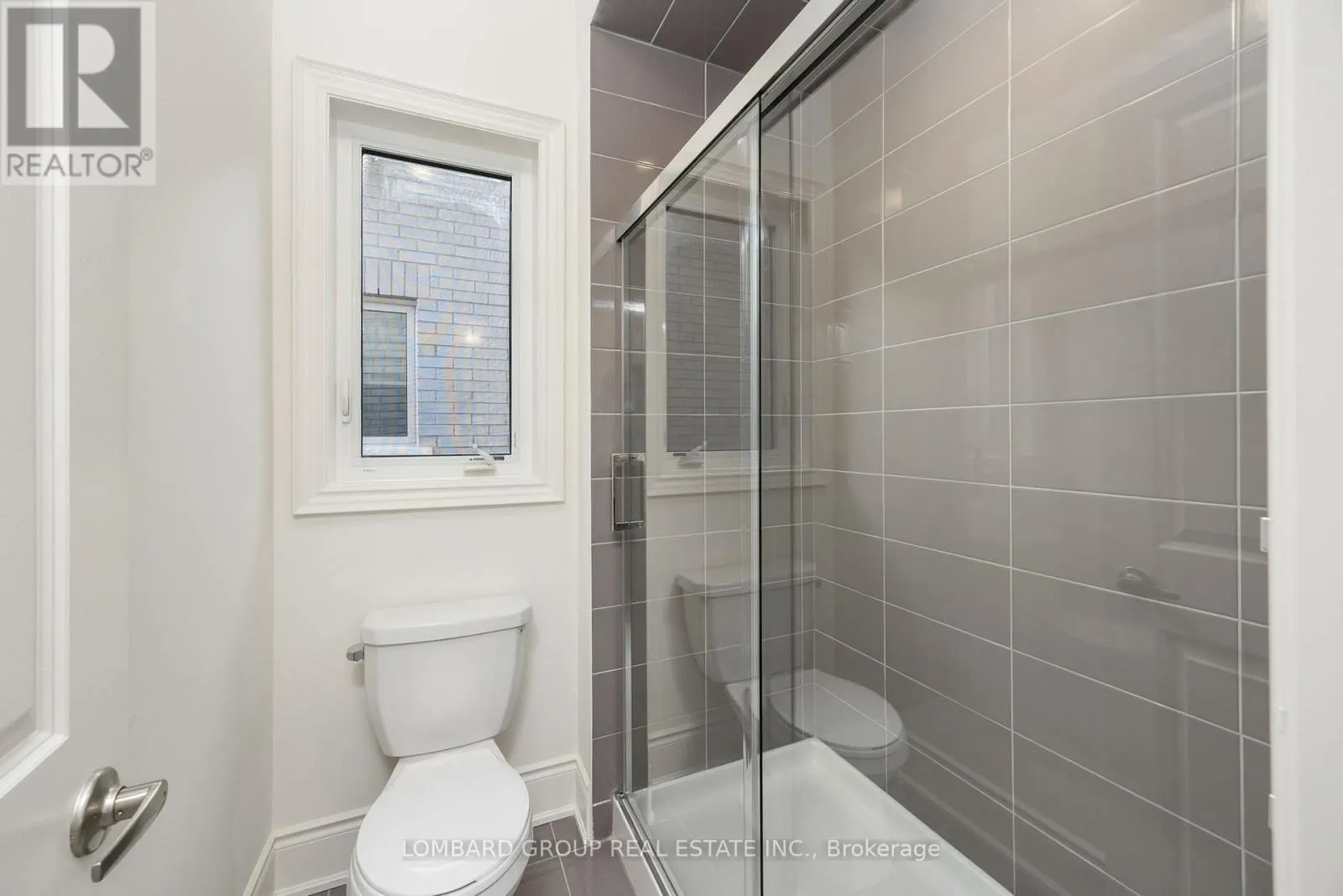 37 NORTH PARK BOULEVARD