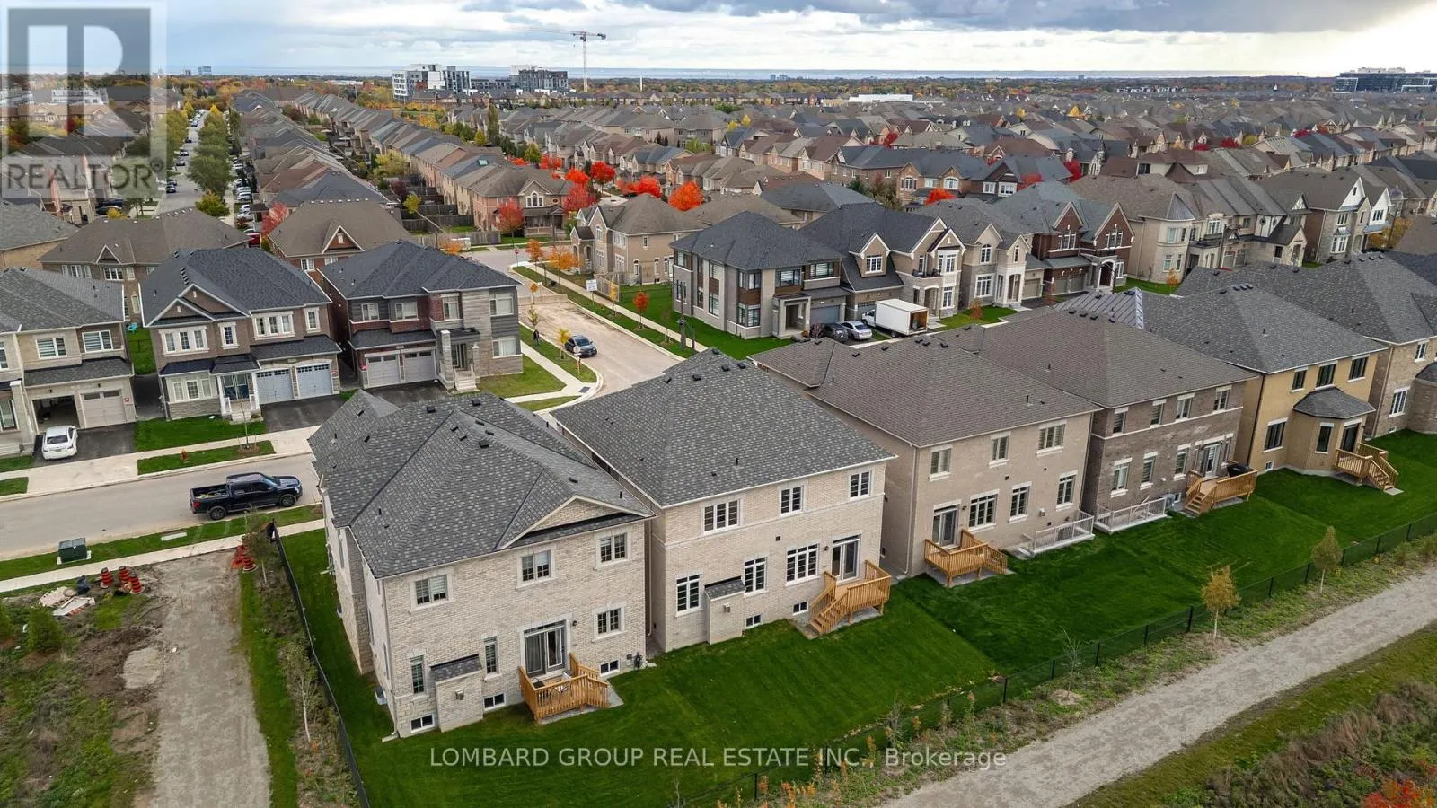 37 NORTH PARK BOULEVARD