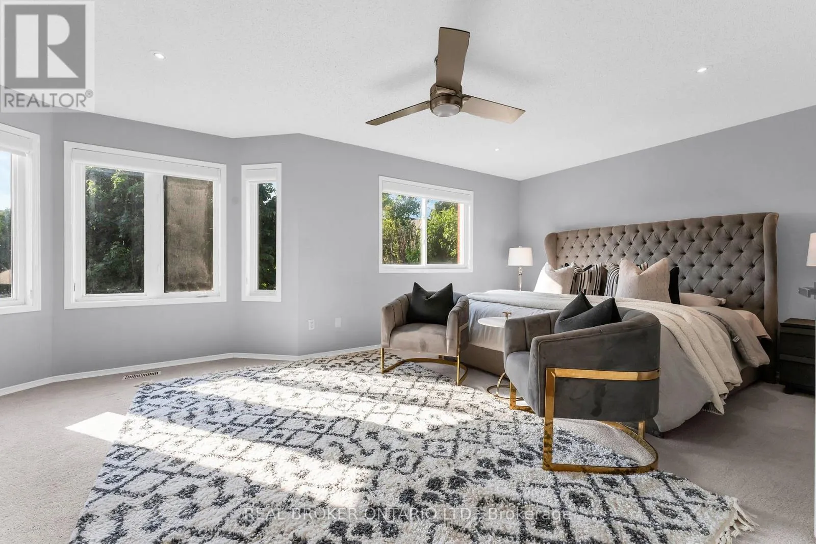 2293 WOODCREST DRIVE