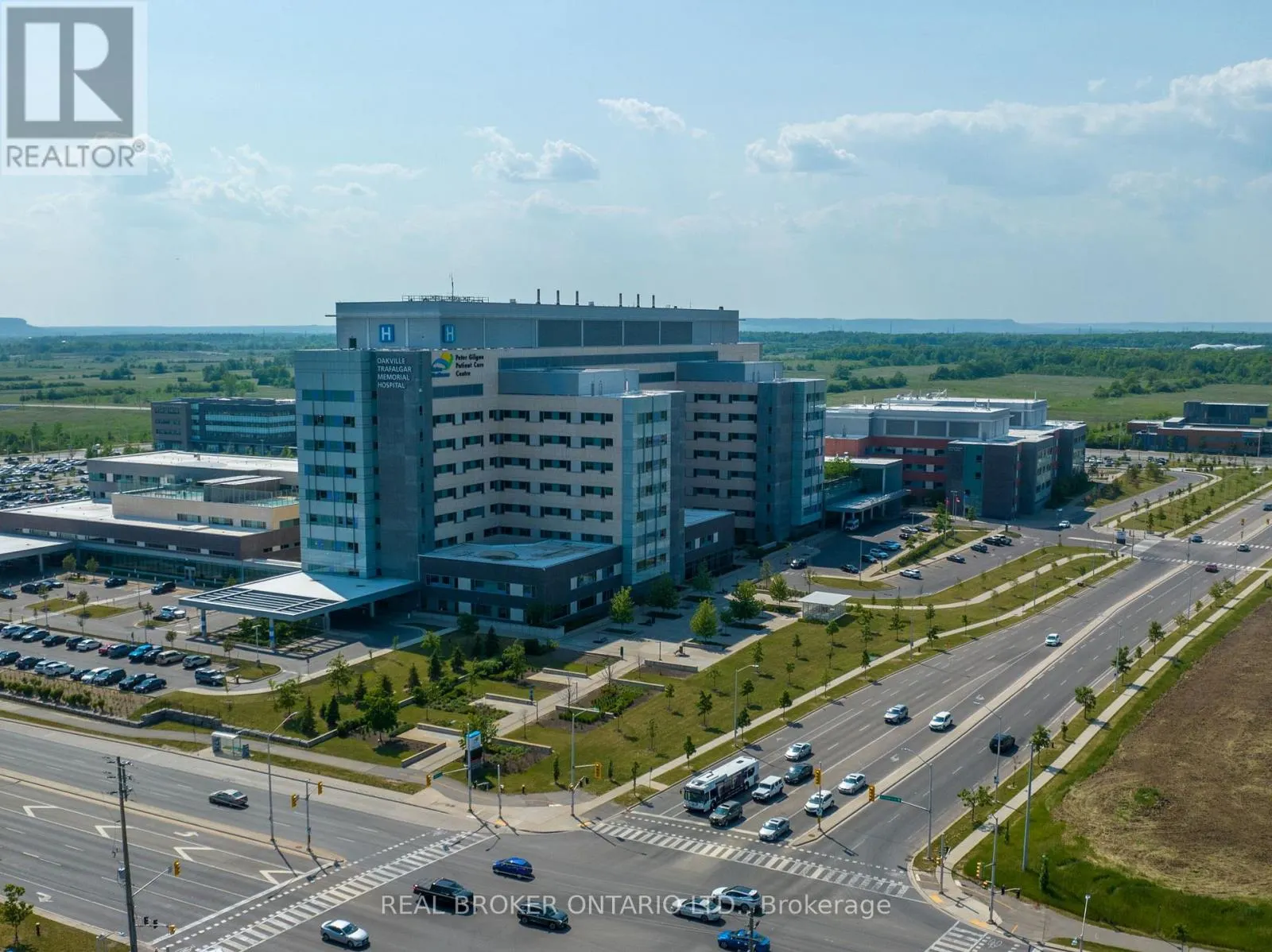 2293 WOODCREST DRIVE