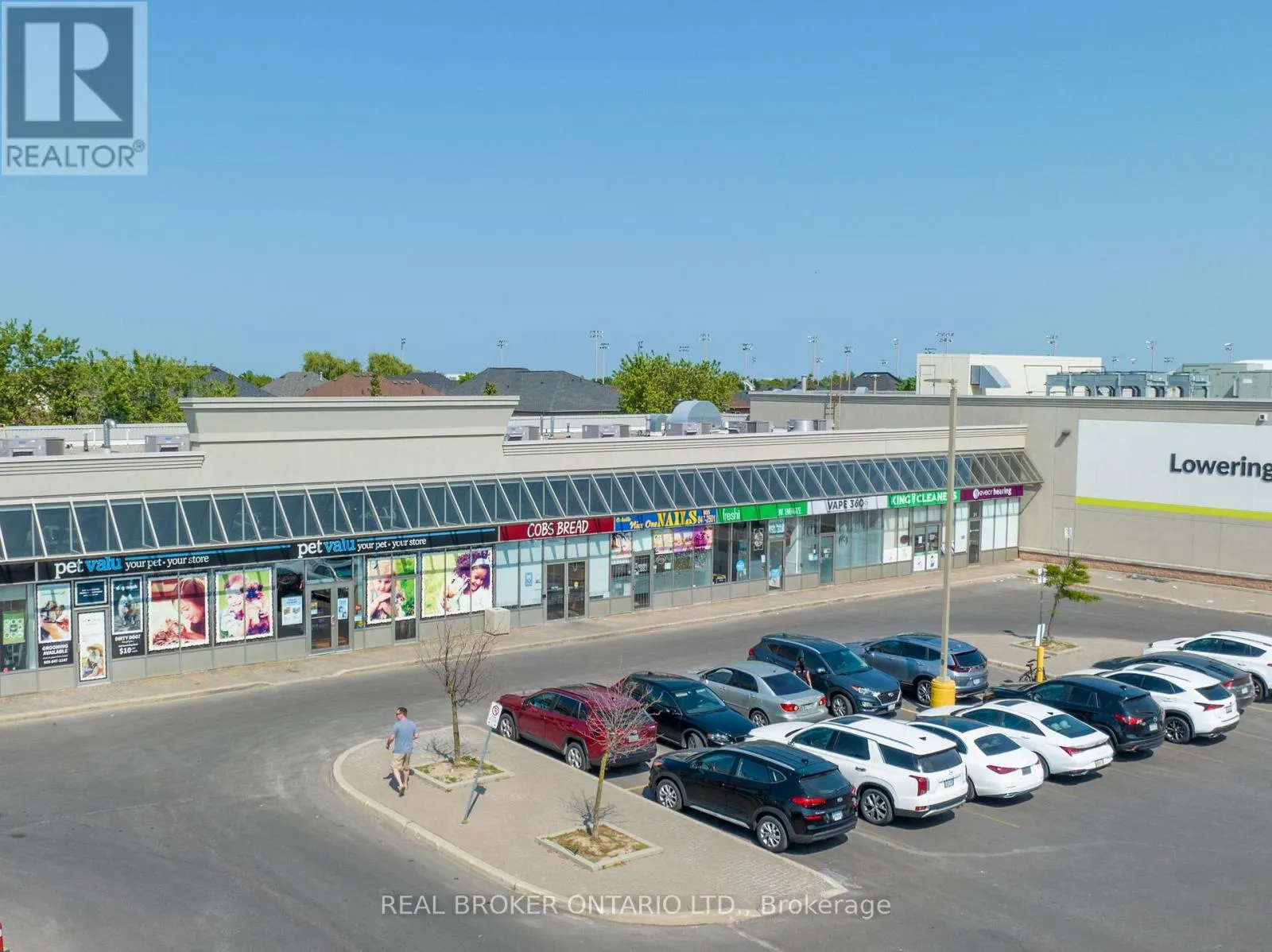 2293 WOODCREST DRIVE