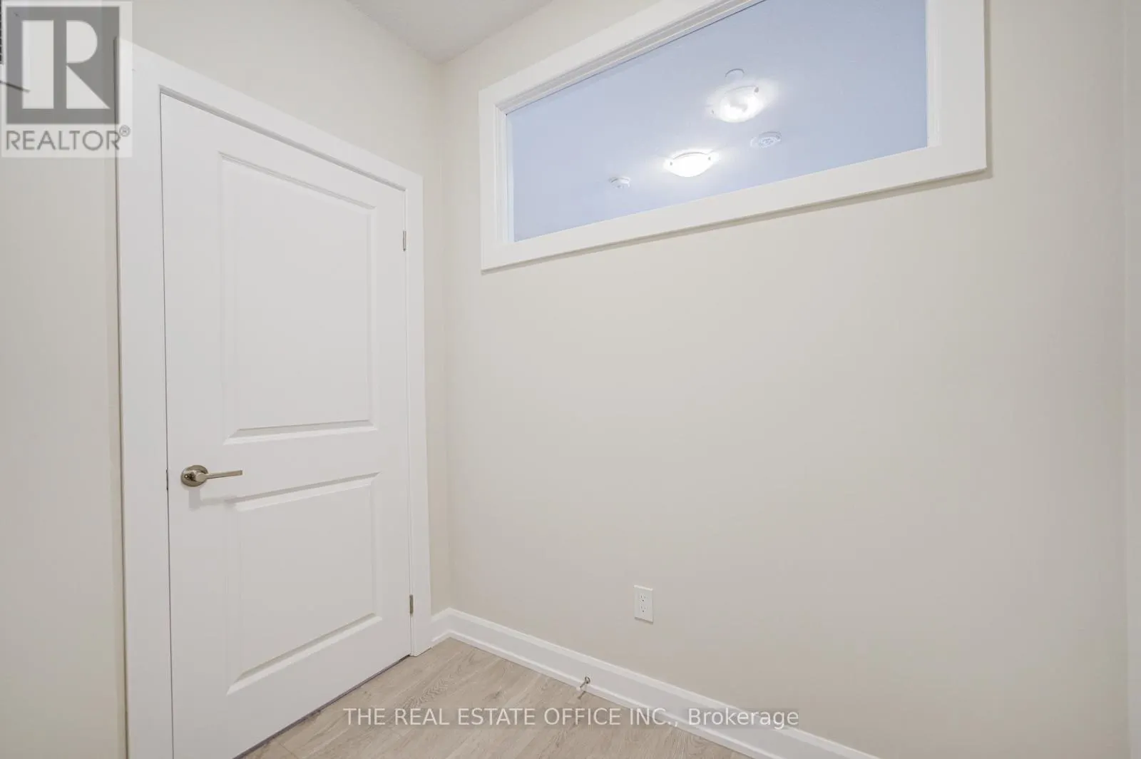 601 - 3220 WILLIAM COLTSON AVENUE