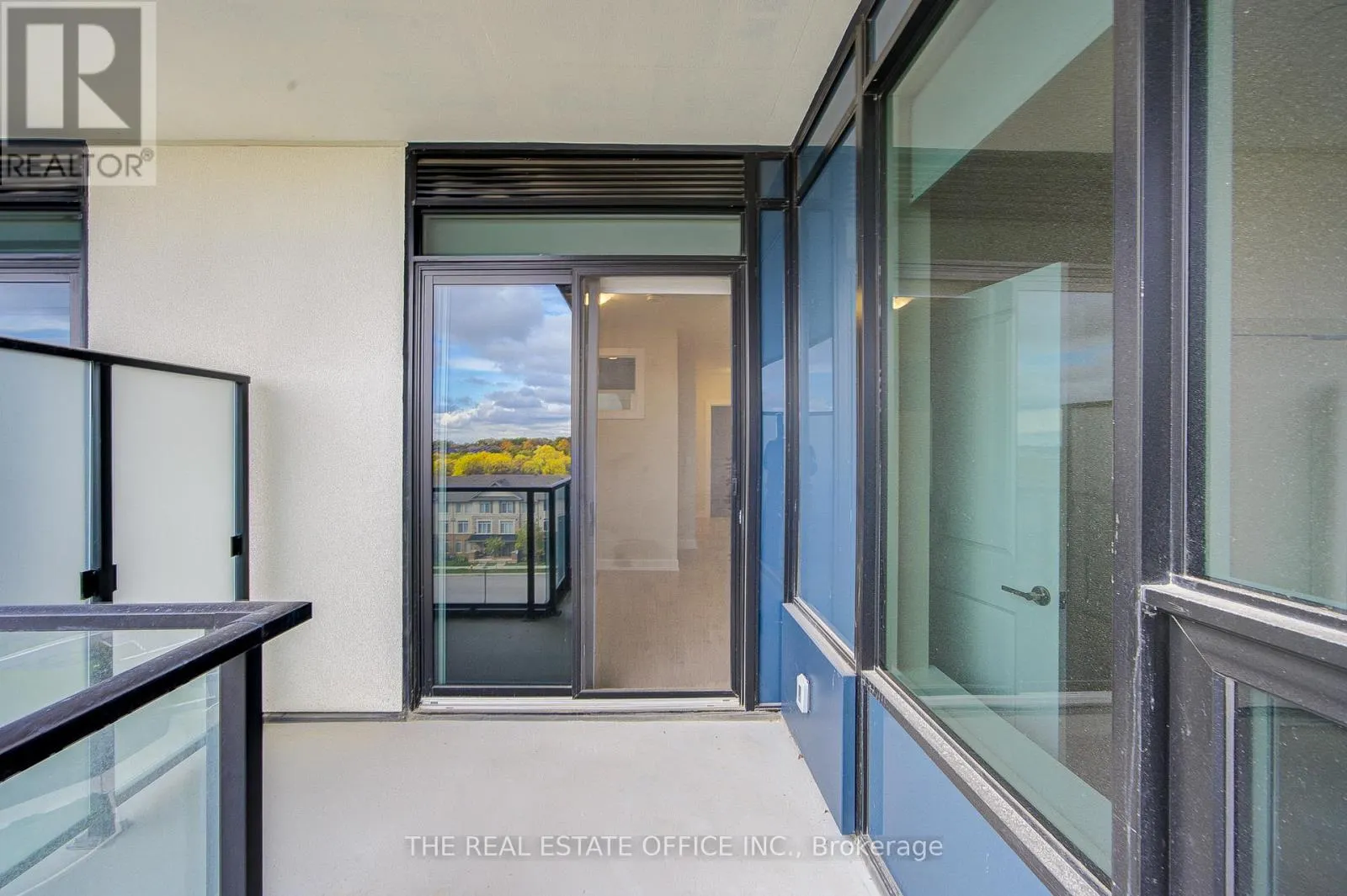 601 - 3220 WILLIAM COLTSON AVENUE