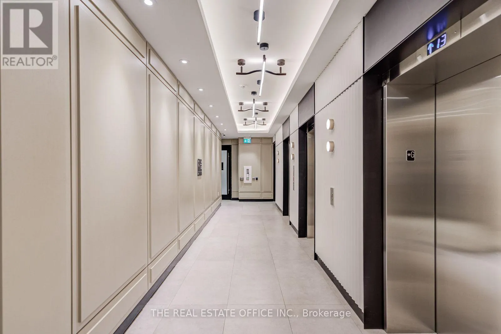 601 - 3220 WILLIAM COLTSON AVENUE