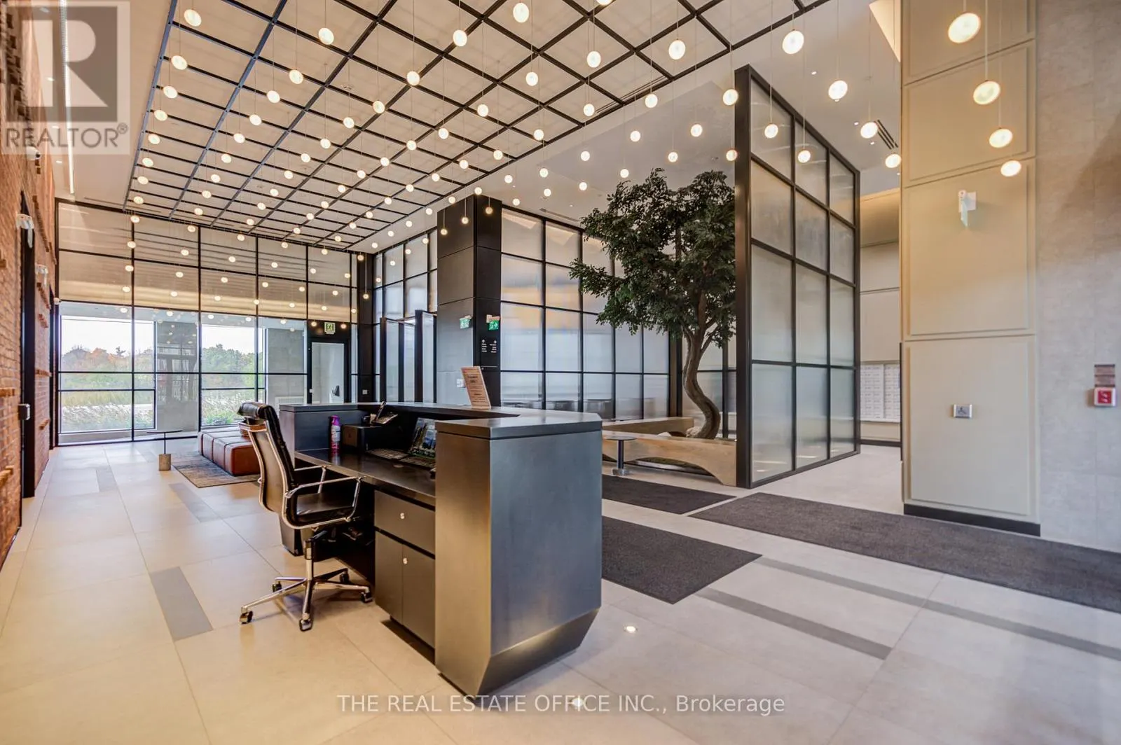 601 - 3220 WILLIAM COLTSON AVENUE