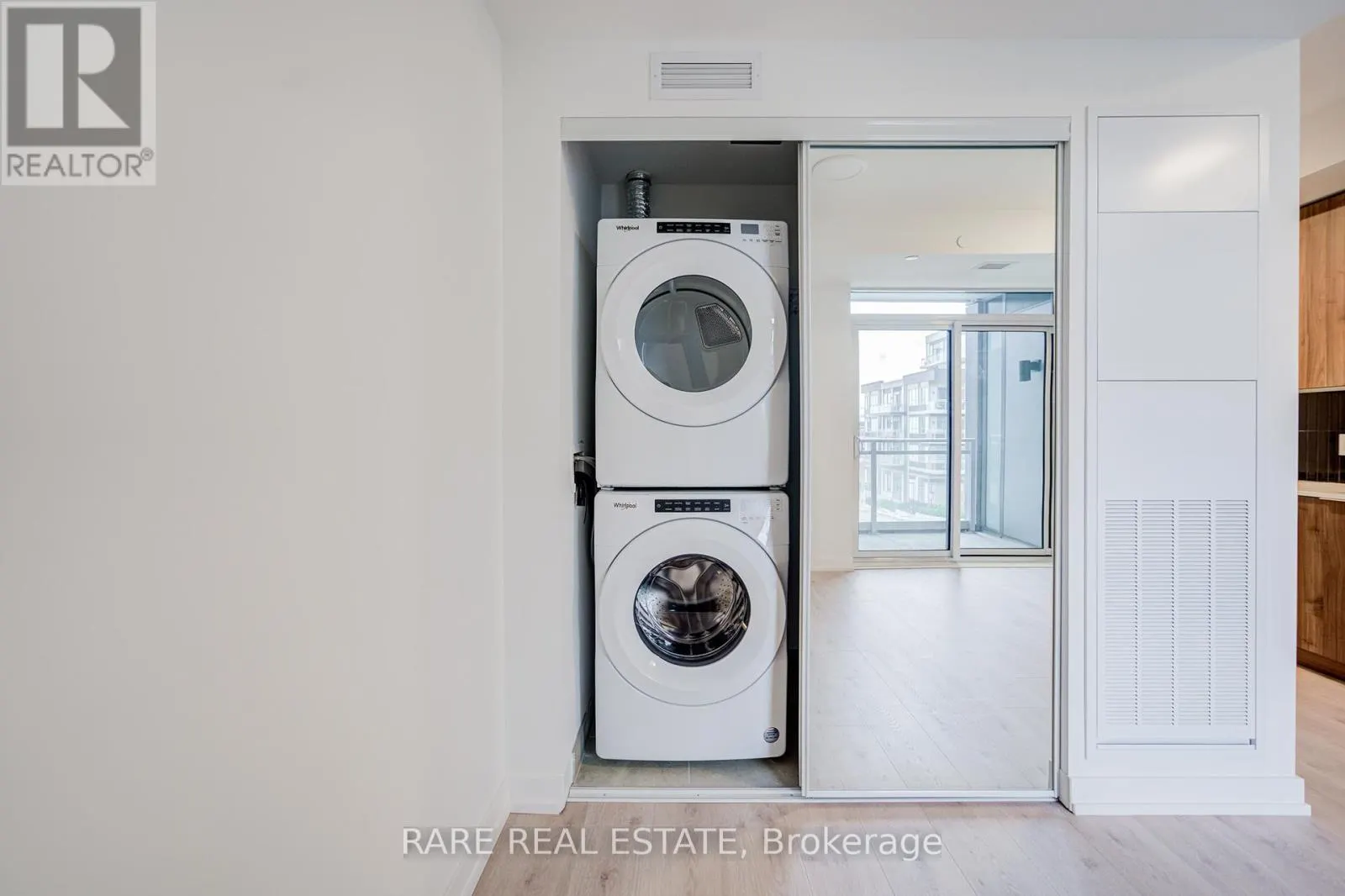 359 - 2501 SAW WHET BOULEVARD