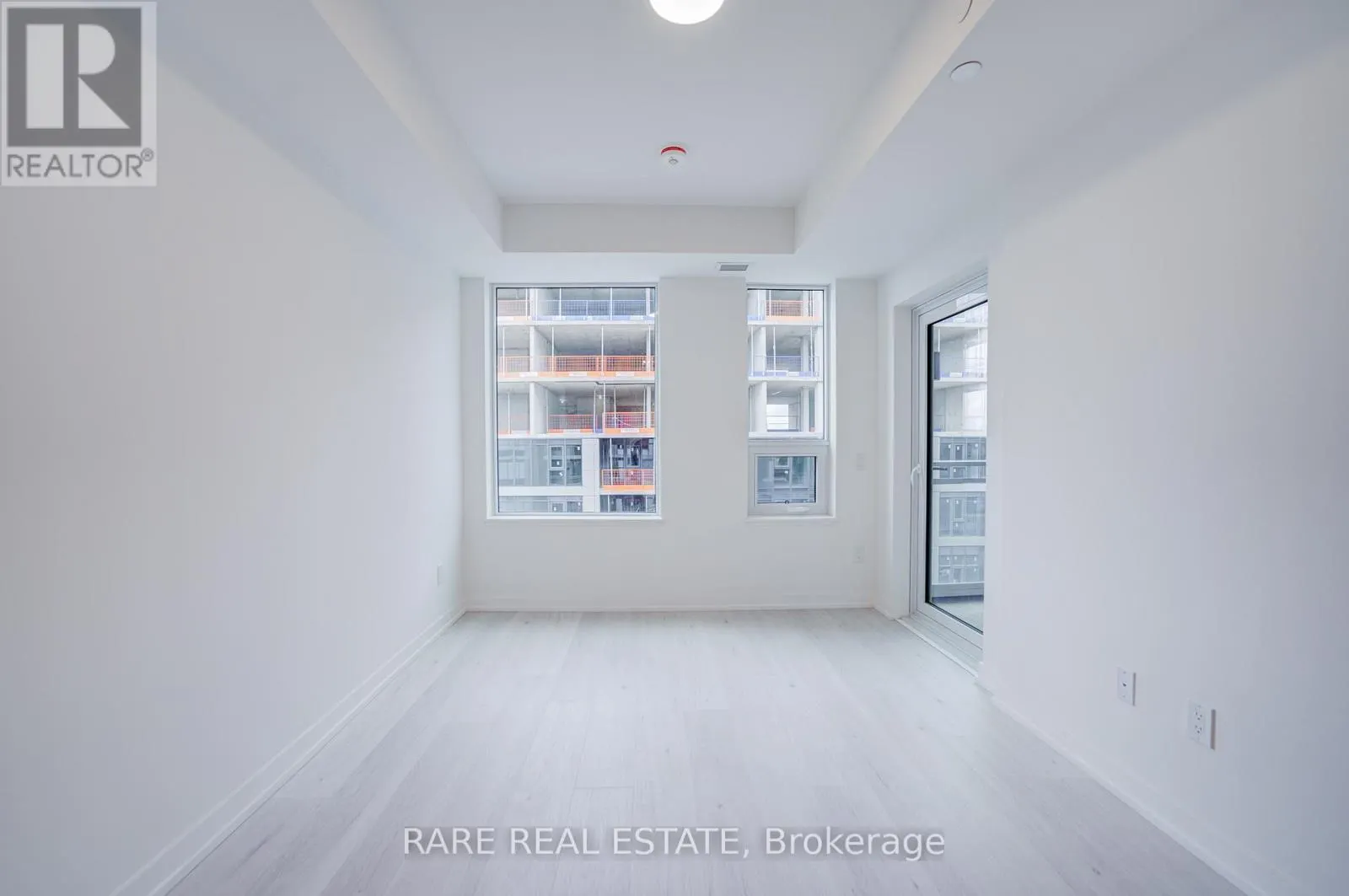 312 - 2501 SAW WHET BOULEVARD