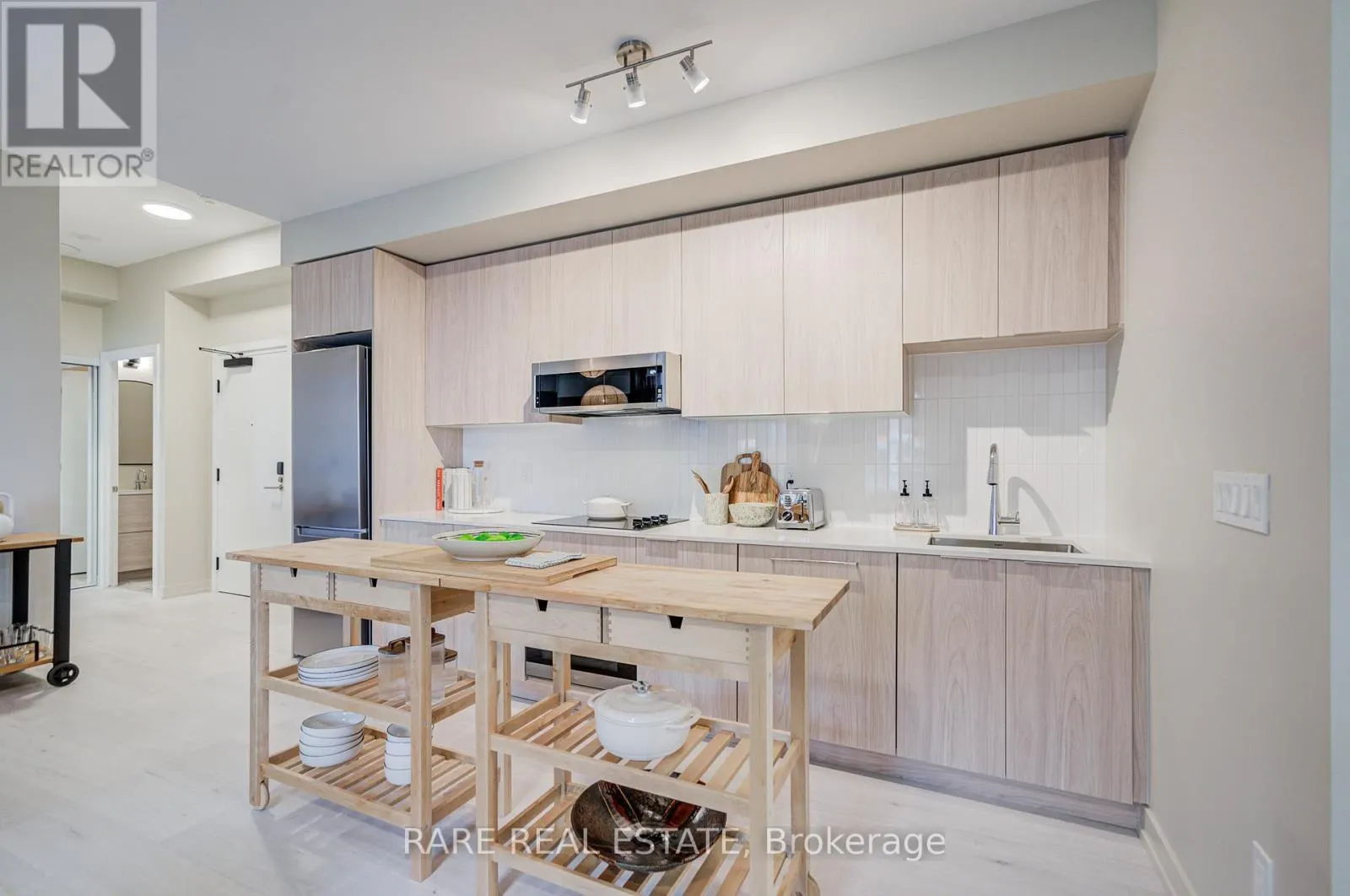 413 - 2501 SAW WHET BOULEVARD