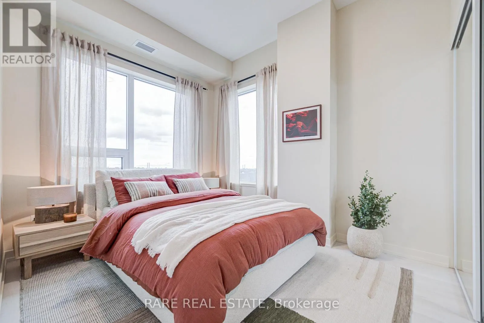 413 - 2501 SAW WHET BOULEVARD