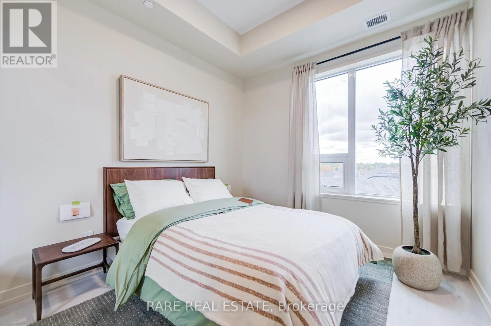 413 - 2501 SAW WHET BOULEVARD