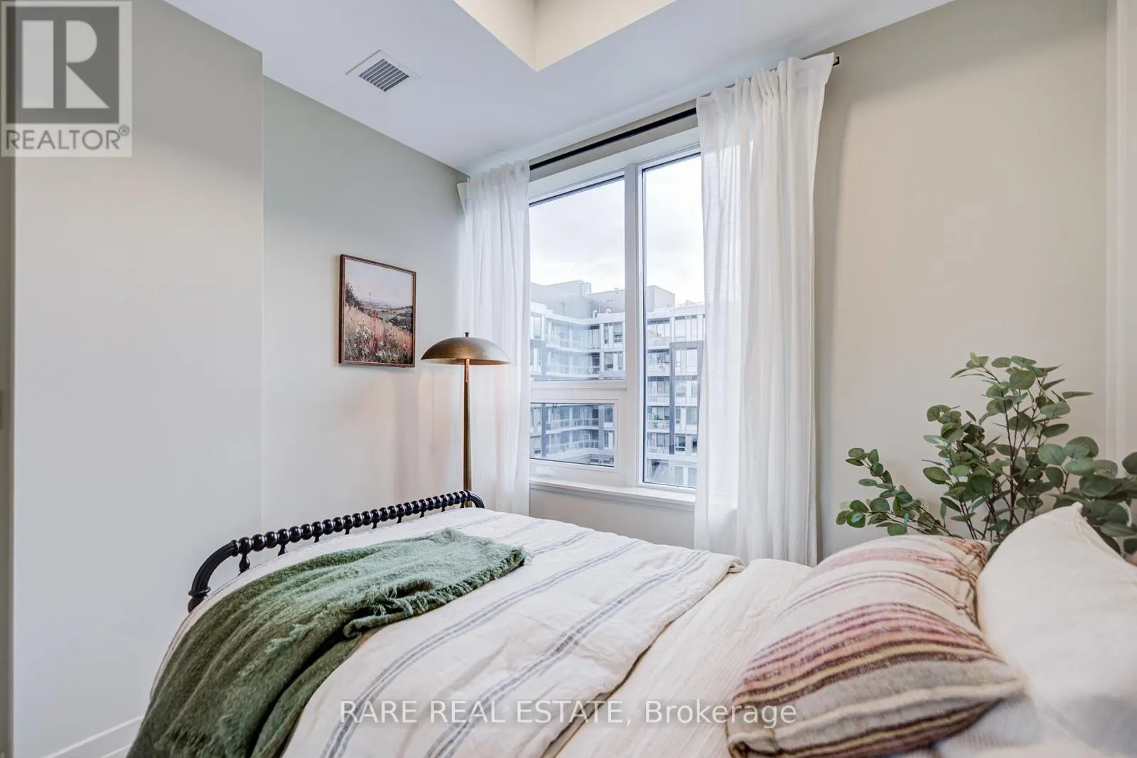 444 - 2501 SAW WHET BOULEVARD