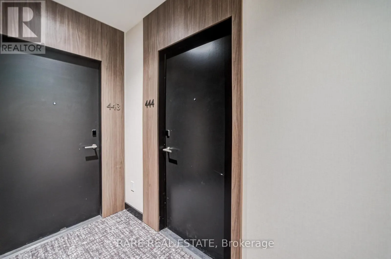 444 - 2501 SAW WHET BOULEVARD