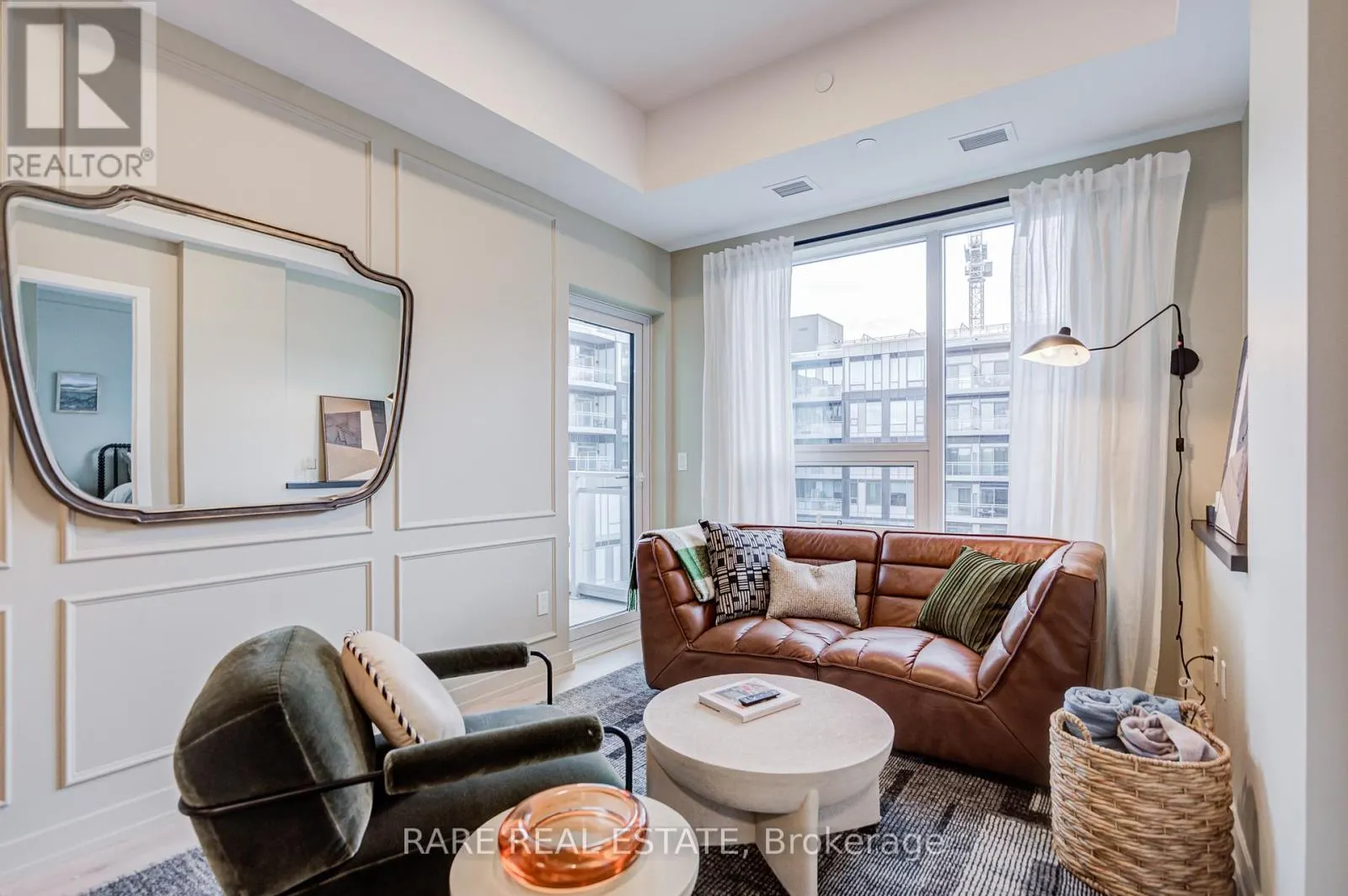 444 - 2501 SAW WHET BOULEVARD