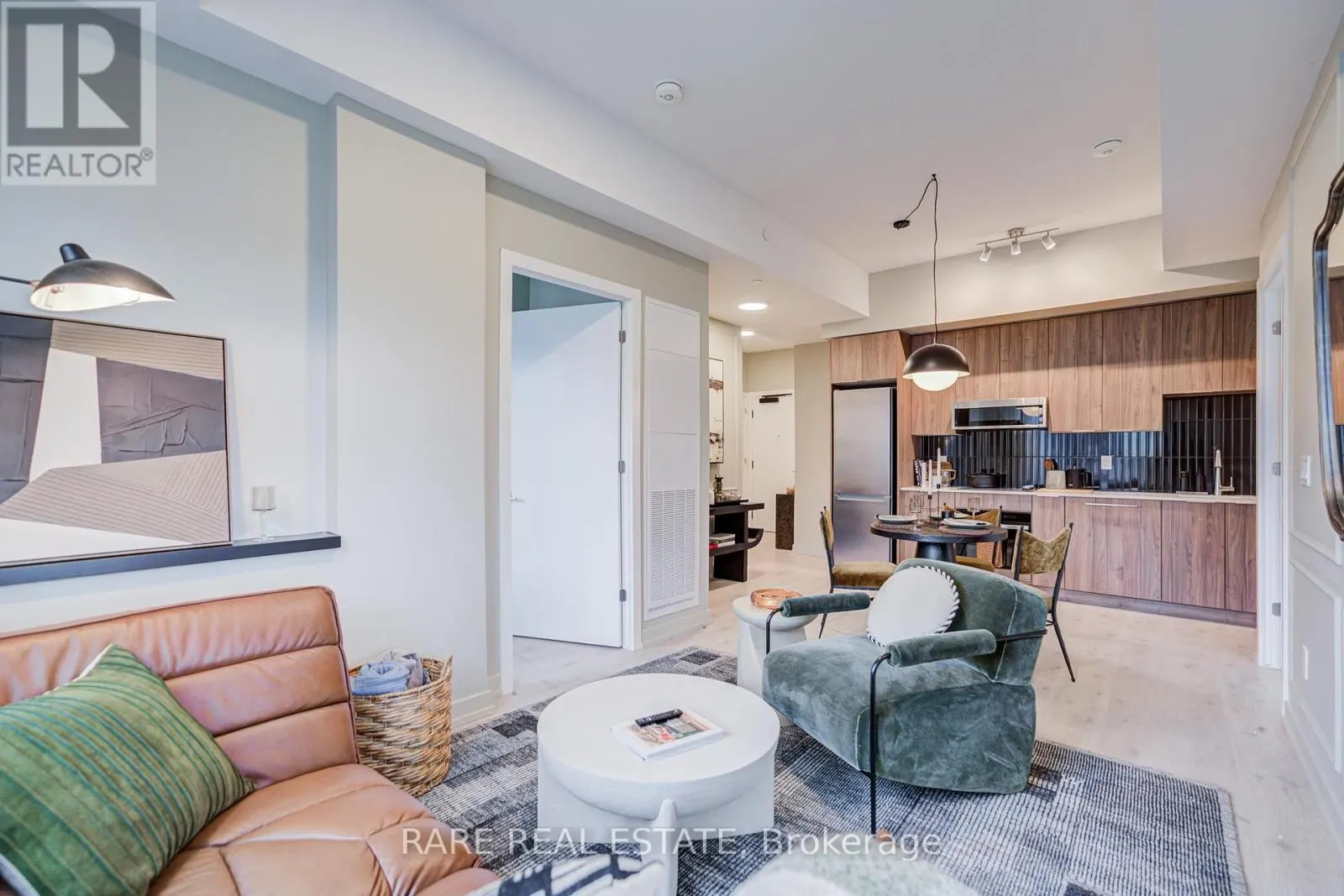 444 - 2501 SAW WHET BOULEVARD