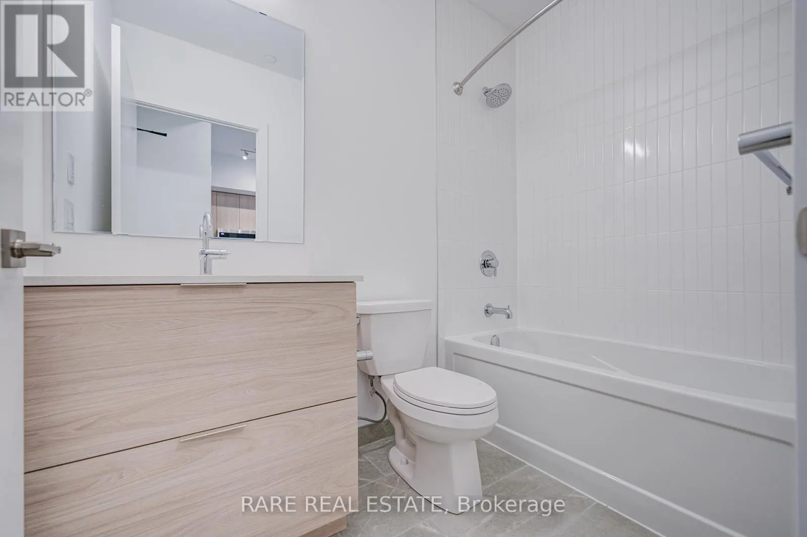 403 - 2501 SAW WHET BOULEVARD