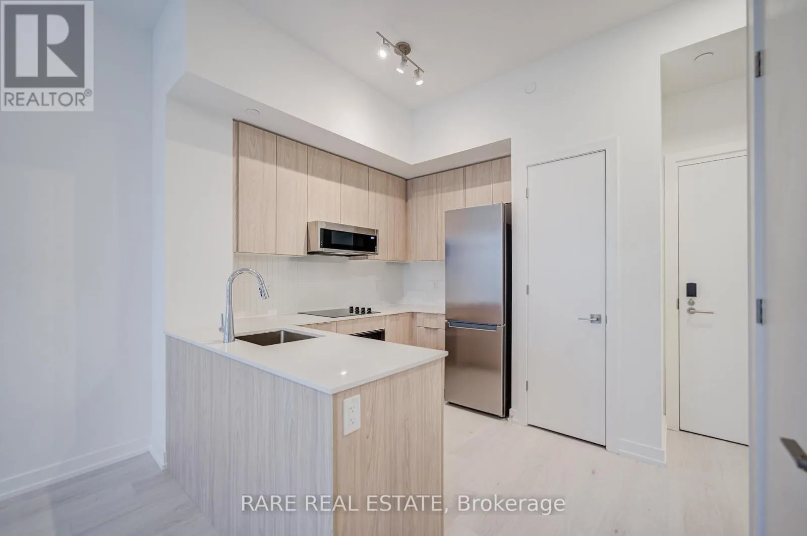 403 - 2501 SAW WHET BOULEVARD