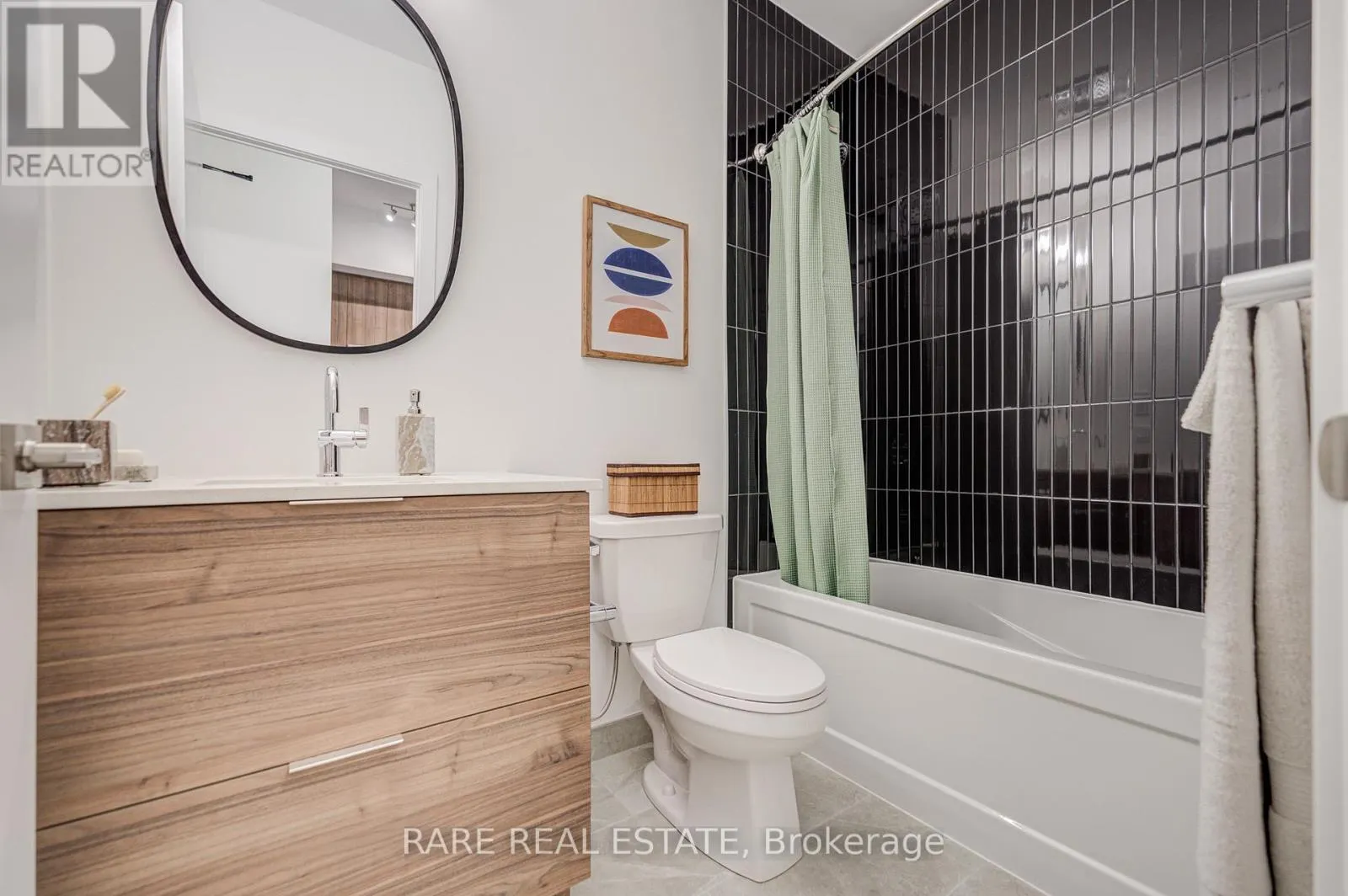 450 - 2501 SAW WHET BOULEVARD