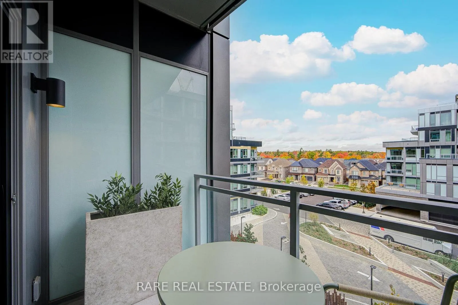 450 - 2501 SAW WHET BOULEVARD