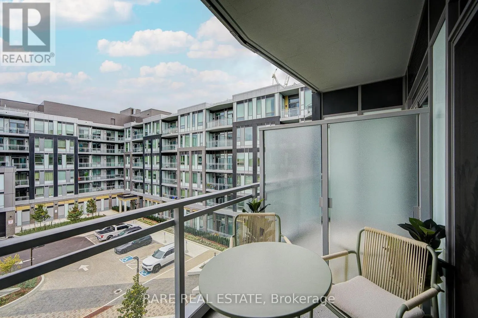 450 - 2501 SAW WHET BOULEVARD