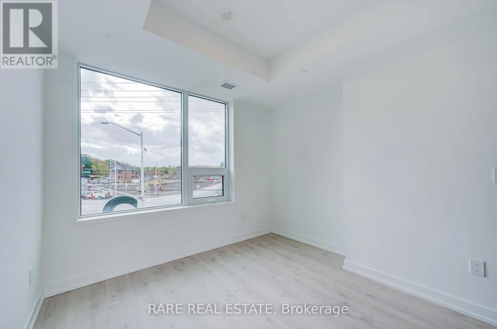 224 - 2501 SAW WHET BOULEVARD