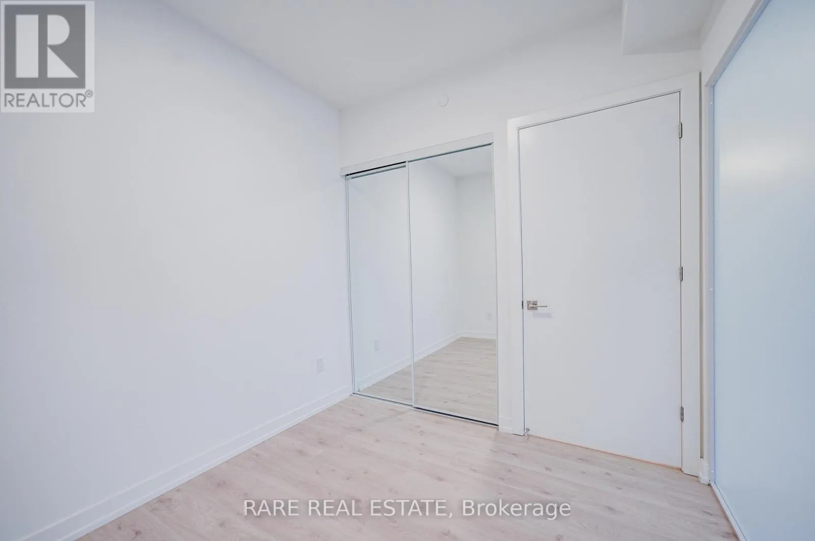 224 - 2501 SAW WHET BOULEVARD