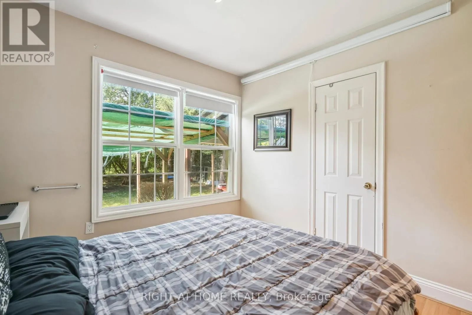 2343 MOUNTAINSIDE DRIVE