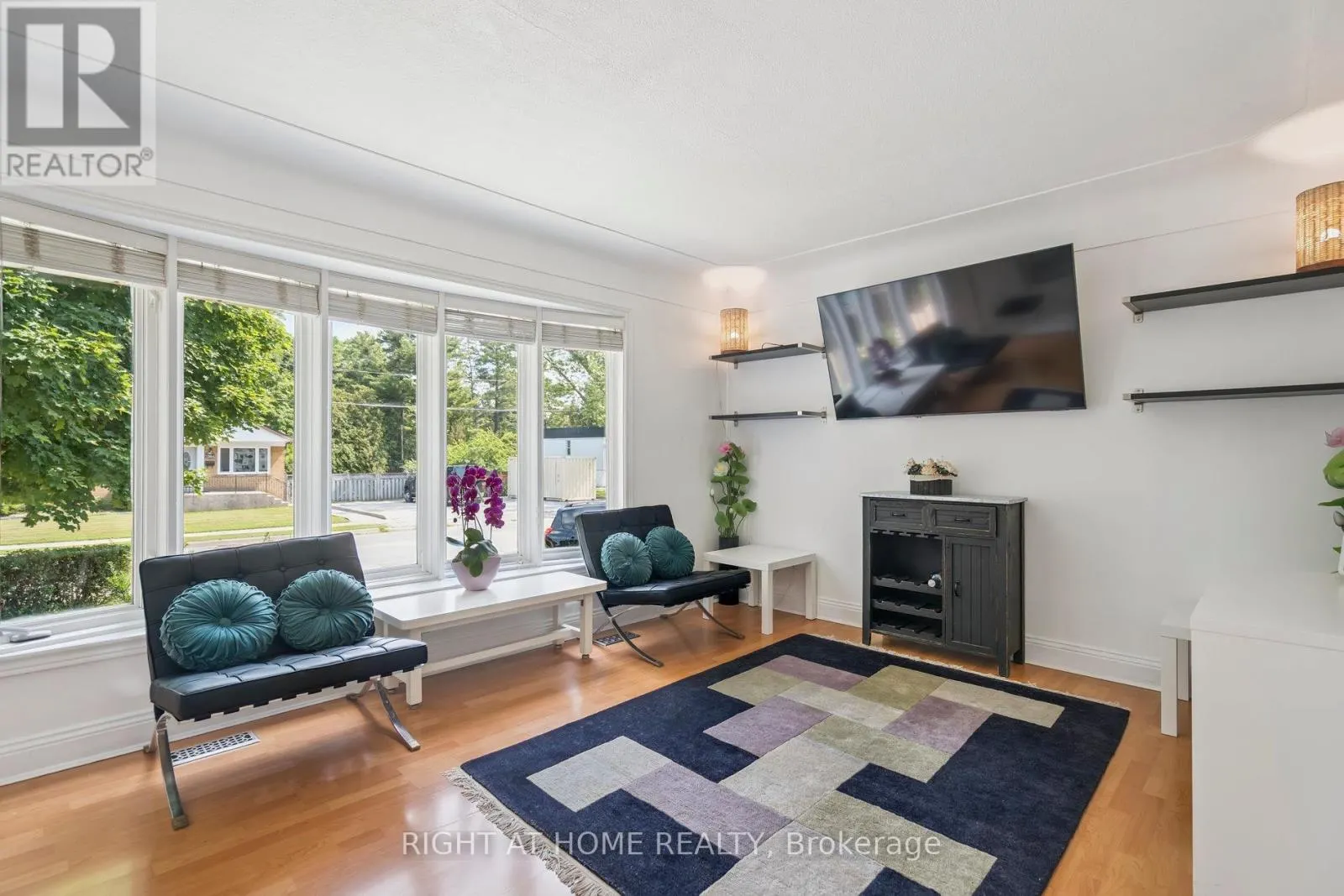 2343 MOUNTAINSIDE DRIVE